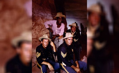 Frank Sinatra, Sammy Davis Jr, Peter Lawford, and Dean Martin in ‘Sergeants 3,’ 1962.