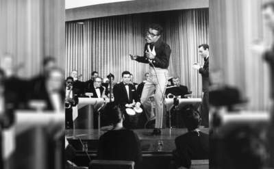 Sammy Davis Jr performing 