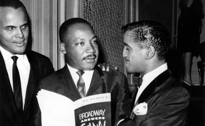 Harry Belafonte, Dr. Martin Luther King Jr, and Sammy Davis Jr. at the ‘Broadway Answers Selma’ show on April 4th, 1965.