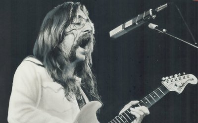 An image of Baxter at a recording studio.