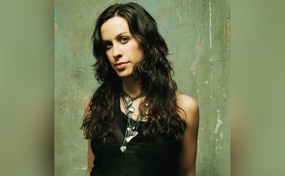 A portrait of Alanis. 